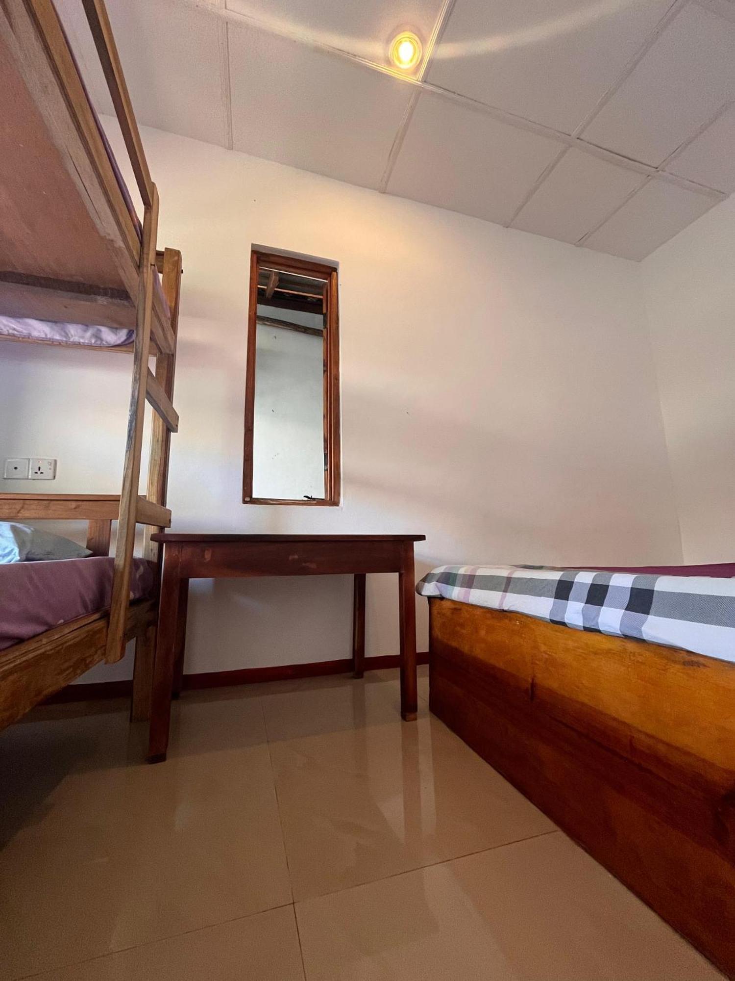 Crystal Bay Hotel Arugam Bay Bilik gambar